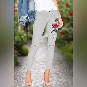 Flower Embroidery Cutout Jeans
